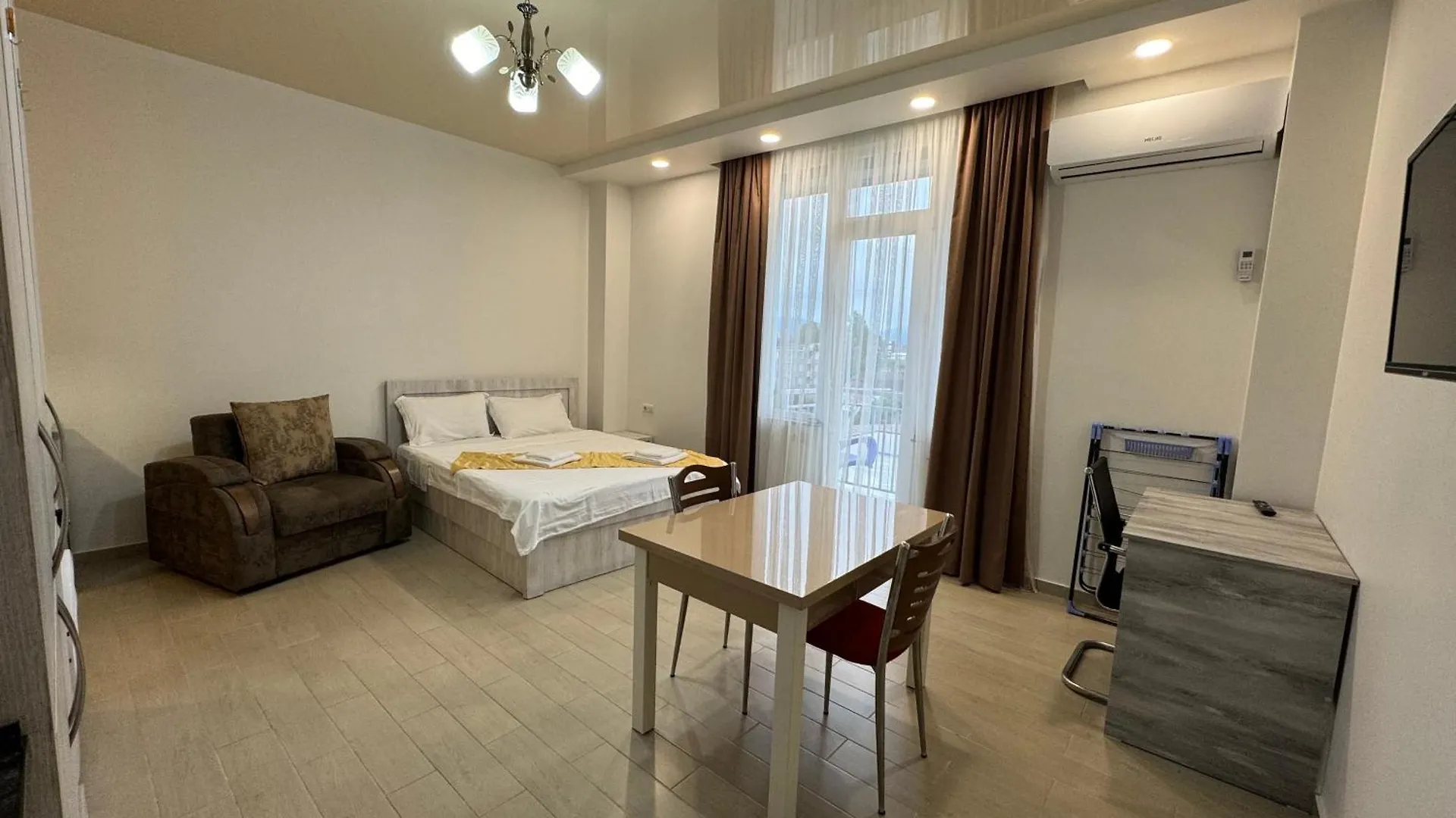 Nakashidze'S Apartments Batumi Aparthotel