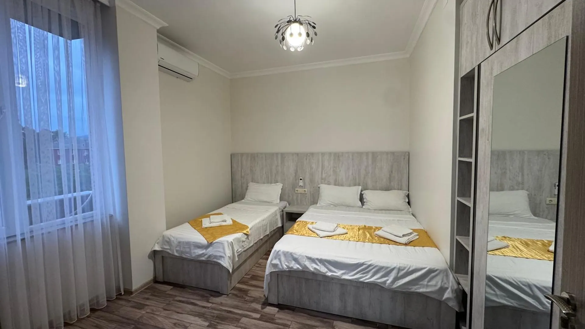 Nakashidze'S Apartments Batumi 2*,