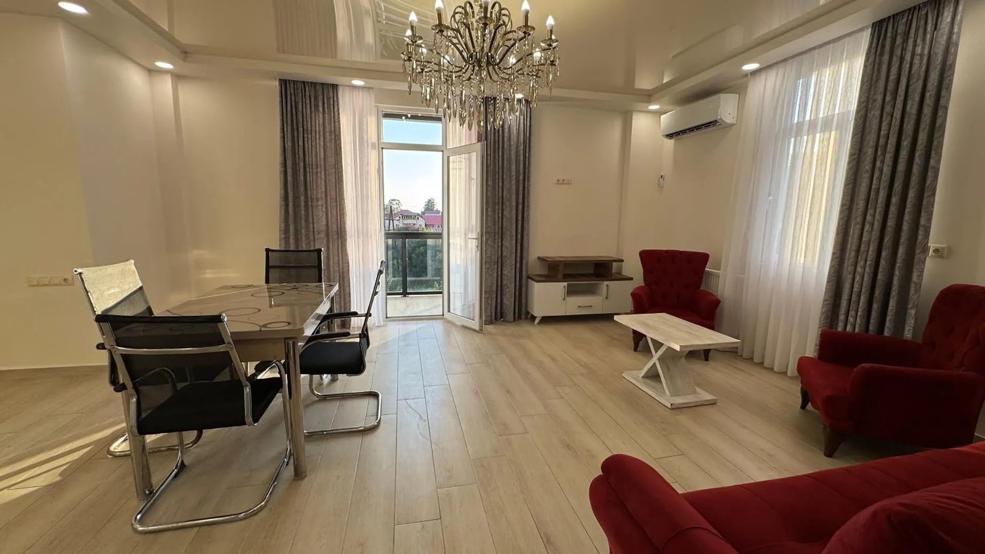 Nakashidze'S Apartments Batumi Aparthotel